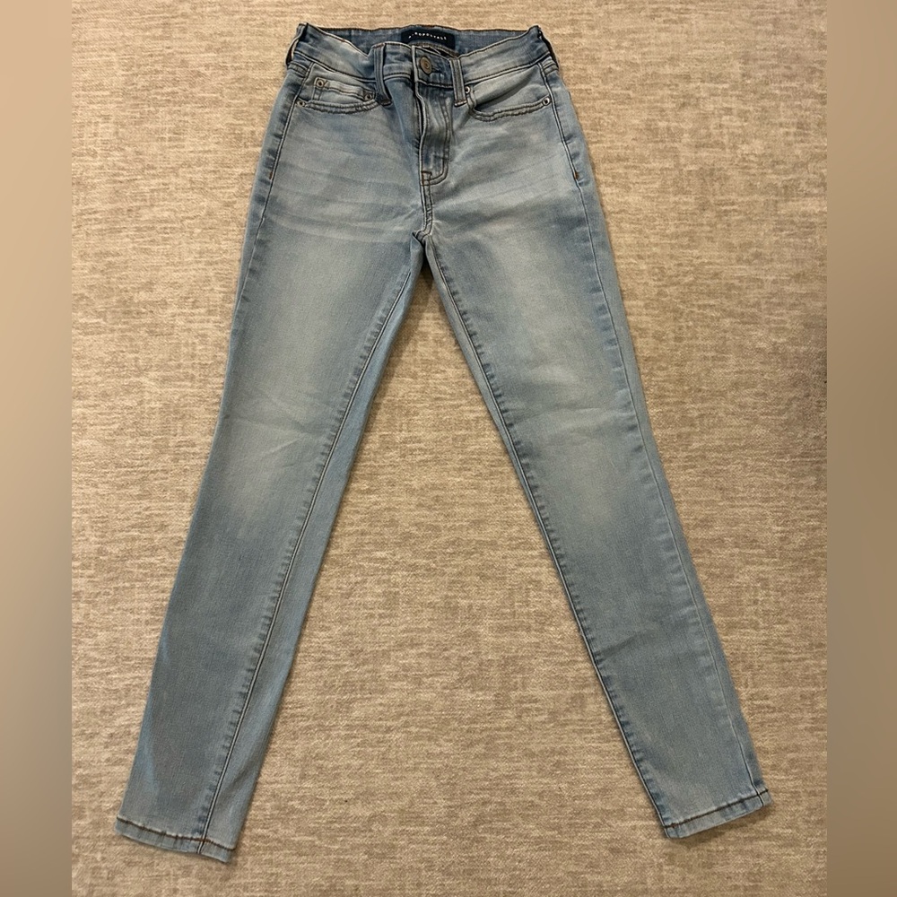 Aeropostale Blue Skinny Jeans Classic Fit- Size 00 Short. Never worn- BN NO TAGS